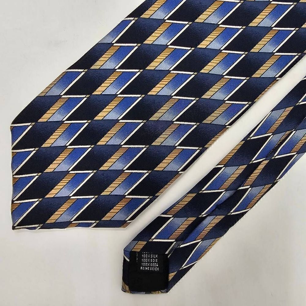 BETTINI ITALY SILK TIE BLUE TAN DIAMOND PATTERN SMOOTH 3.75" X 57"